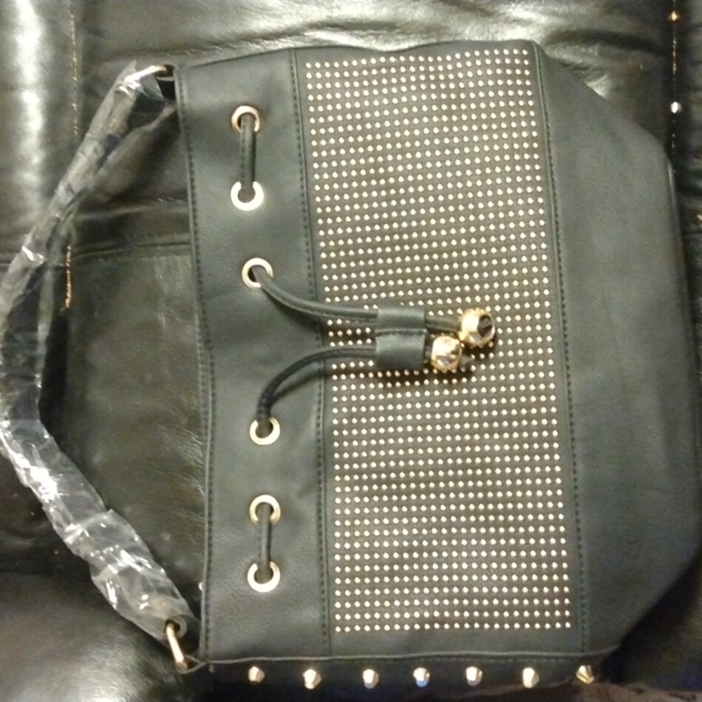 Black leatherette studded cross body purse NEW - Picture 8 of 12